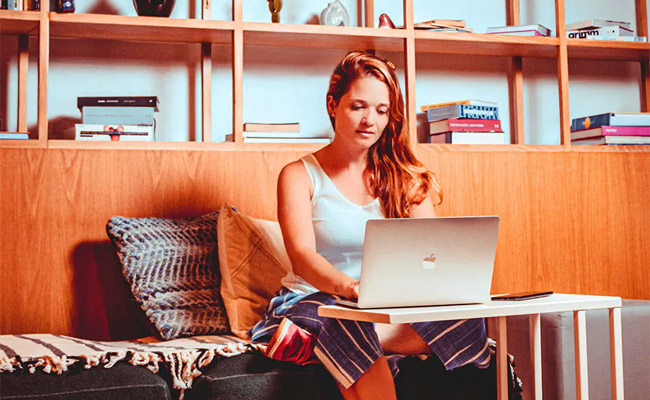 Anna Paula Novis Freire, fundadora e diretora criativa da Unpack Design