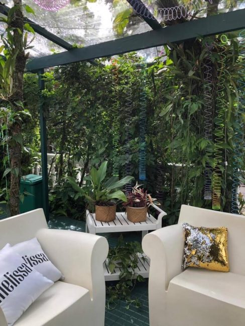 Cenografia para eventos: Workshop Melissa Mirror – Unpack Design