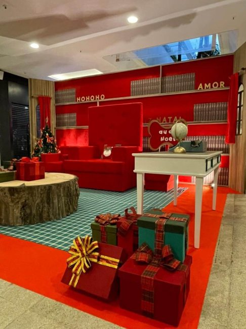 Cenografia para Fashion Mall: Trono Papai Noel – Unpack Design