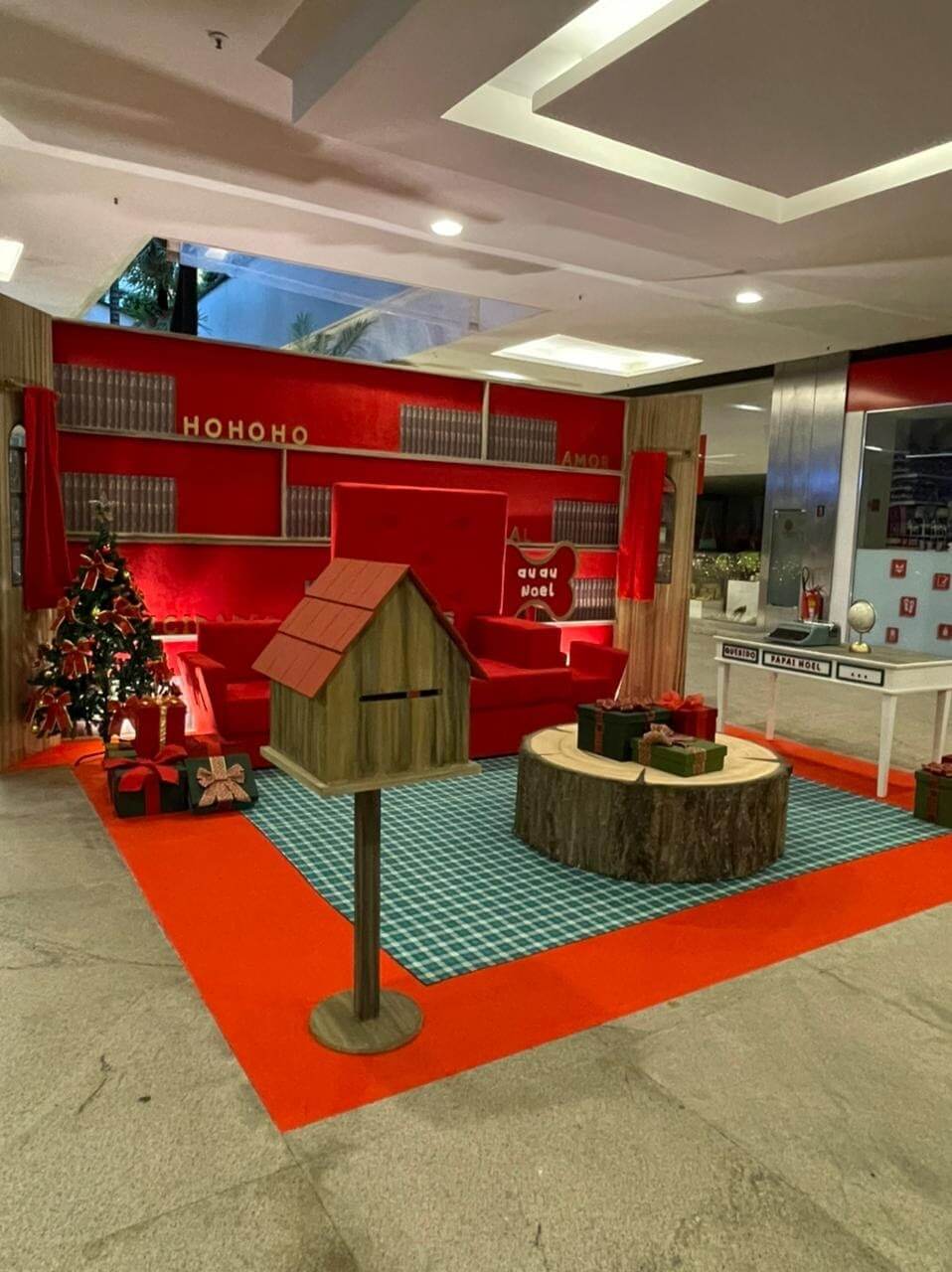 Cenografia para Fashion Mall: Trono Papai Noel – Unpack Design, detalhe 1