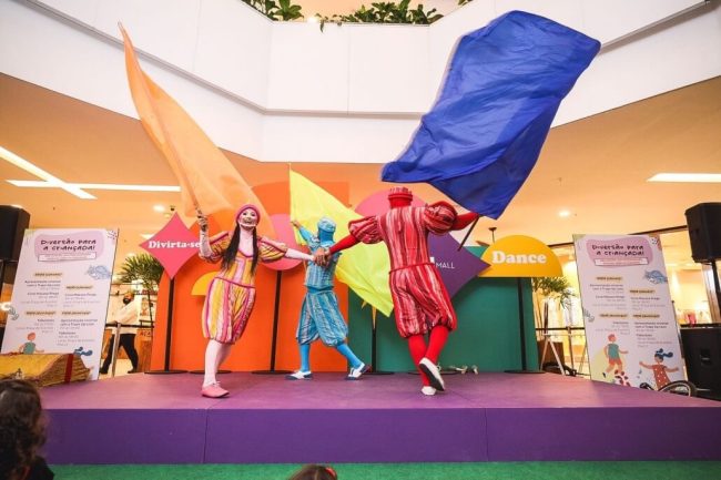 Cenografia para Shopping Fashion Mall: Palco De Eventos – Unpack Design
