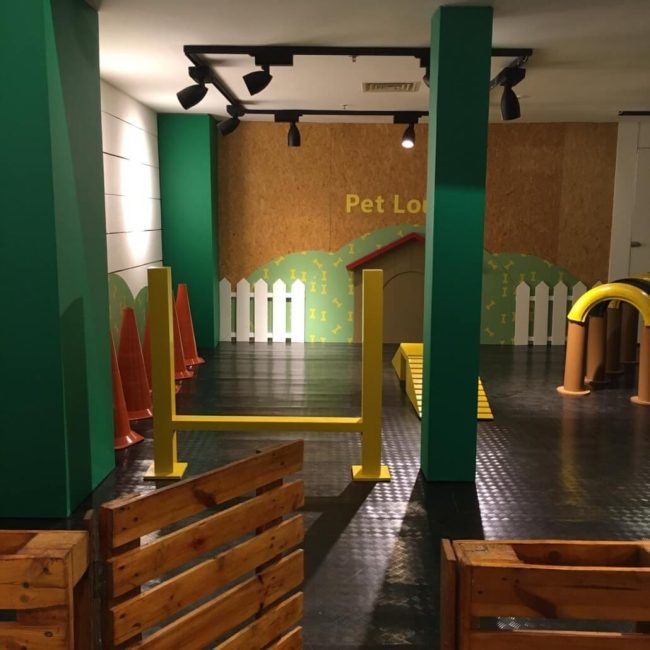 Cenografia para Shopping Fashion Mall: Pet Lounge – Unpack Design, detalhe 6