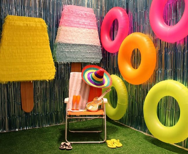 Cenografia para West Shopping: Posto de Trocas Instagramável – Unpack Design, detalhe 11