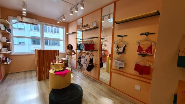 Projeto de Loja Sex Shop: Boutique Sensual Sinta Vibrar – Unpack Design, detalhe 9