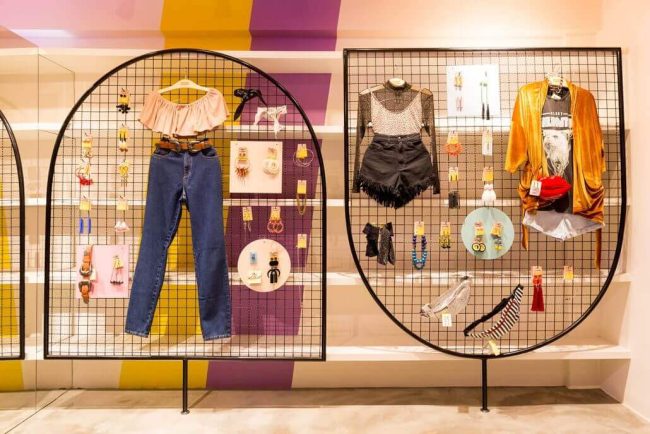 Projeto de Loja Pop Up: Garimppo Shopping Rio Sul – Unpack Design, detalhe 4