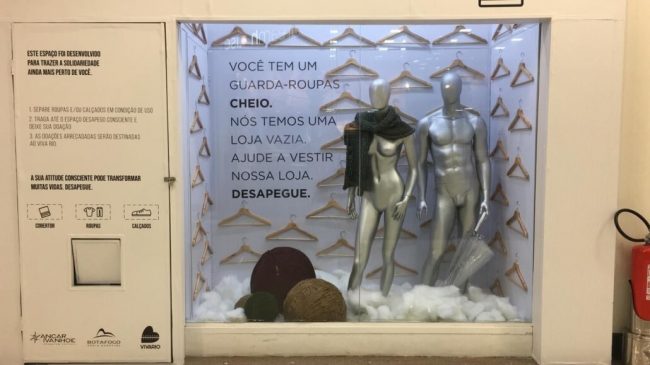 Vitrine para Botafogo Praia Shopping: Campanha do Agasalho – Unpack Design, detalhe 3