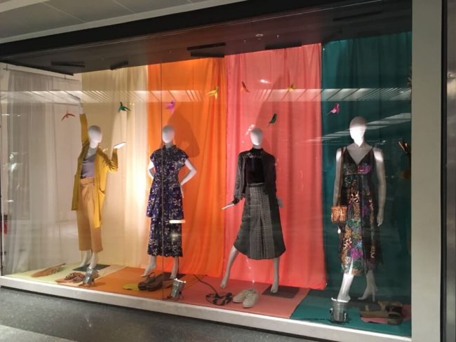 Vitrines para Shopping Rio Design – Unpack Design, detalhe 1