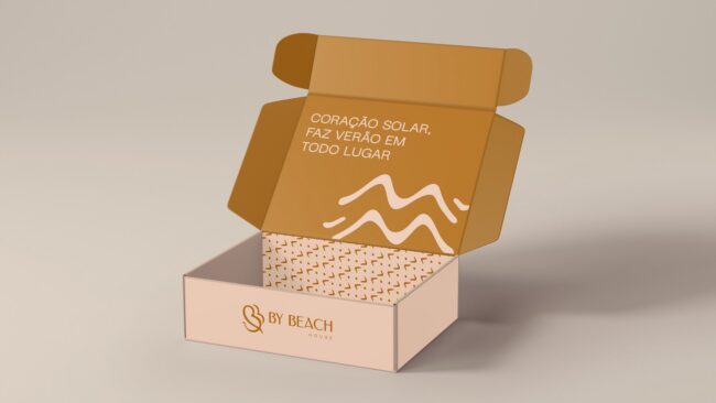 Manual de identidade visual da By Beach House, aplicação da marca em embalagem, por Unpack Design