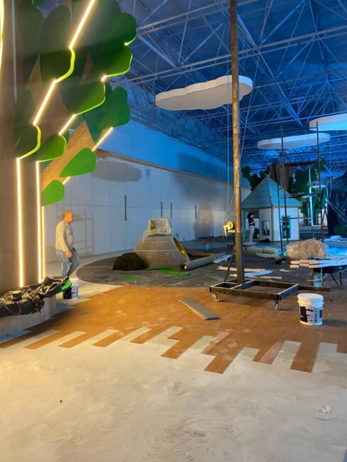 Projeto de Parque Infantil em Shopping: Parque Encantado do Eco Valle Shopping, Eco Valle Shopping, Lorena – Cenário e casinhas
