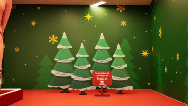 Parede verde com árvores de Natal estilizadas do posto de troca de Natal, West Shopping, cenografia da Unpack Design