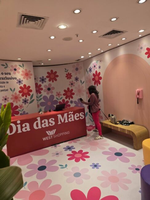 Central de Trocas Dia das Mães no West Shopping – Ambiente floral